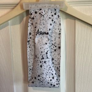 Aruna Headband NWOT: 4 inches wide 9 inch diameter